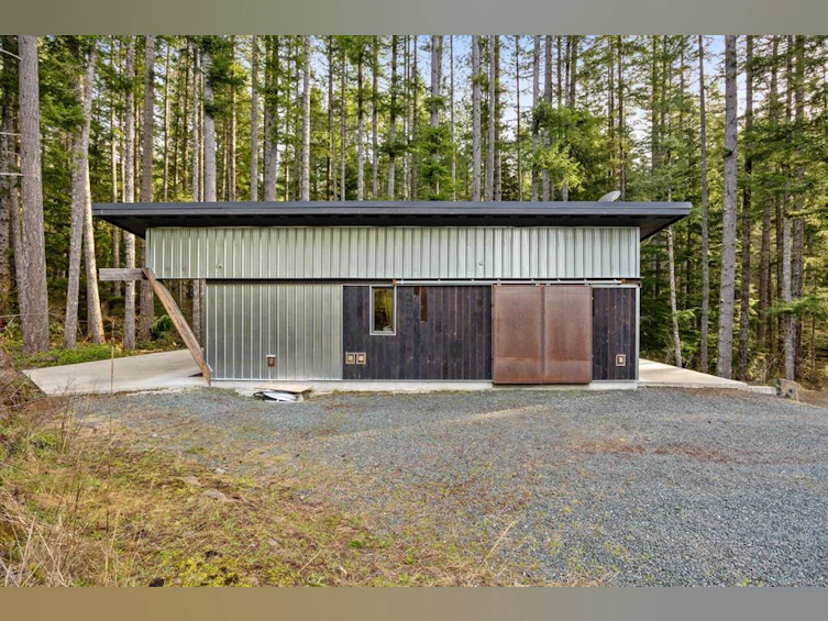 936 Gowlland Harbour Road, Quadra Island, BC, V0P 0A7 - 37