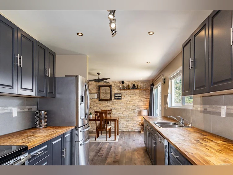 75 Masters Road, Campbell River, BC, V9W 2Z5 - 12