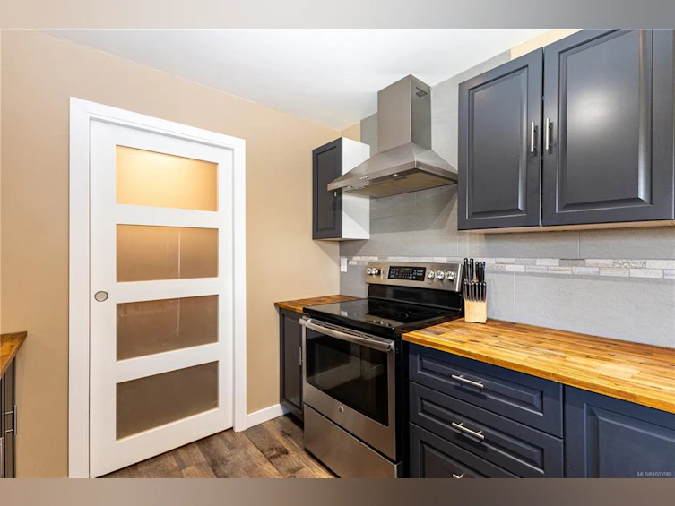 75 Masters Road, Campbell River, BC, V9W 2Z5 - 7