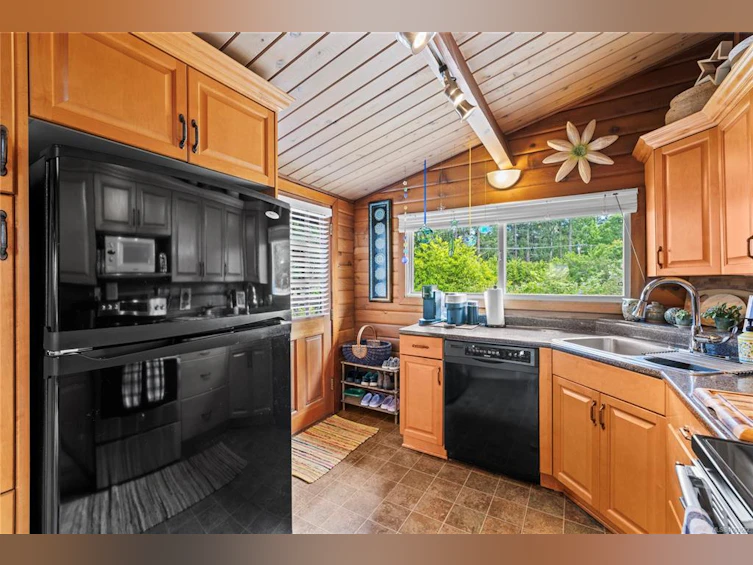 7011 Dickinson Road, Nanaimo, BC, V0R 2H0 - 5