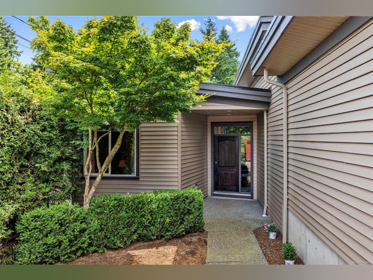 204 Westwood Road, Nanaimo, BC, V9R 6S3 - 2