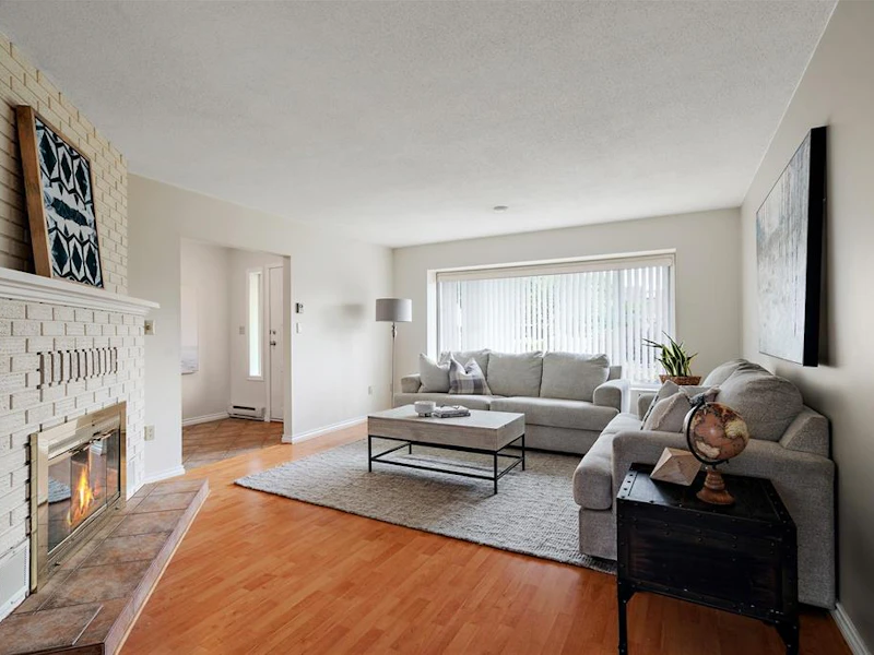 2109 Redwing Place, Sidney BC V8L 4Z4
