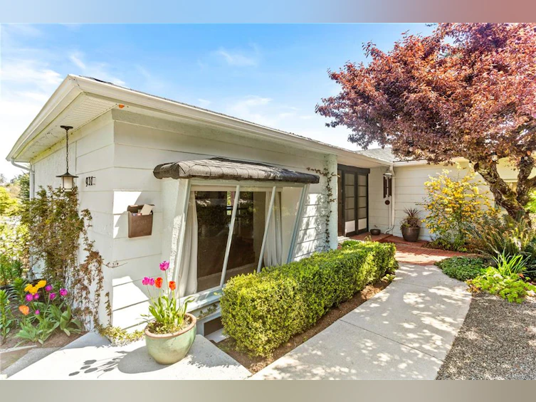 931 Mesher Place, Esquimalt, BC, V9A 6Z1 - 8