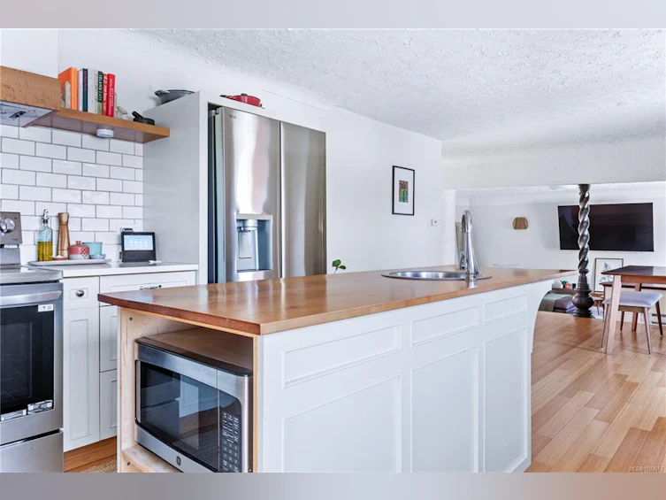 931 Mesher Place, Esquimalt, BC, V9A 6Z1 - 23
