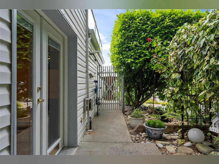 5276 Catalina Drive, Nanaimo, BC, V9V 1H1 - 49