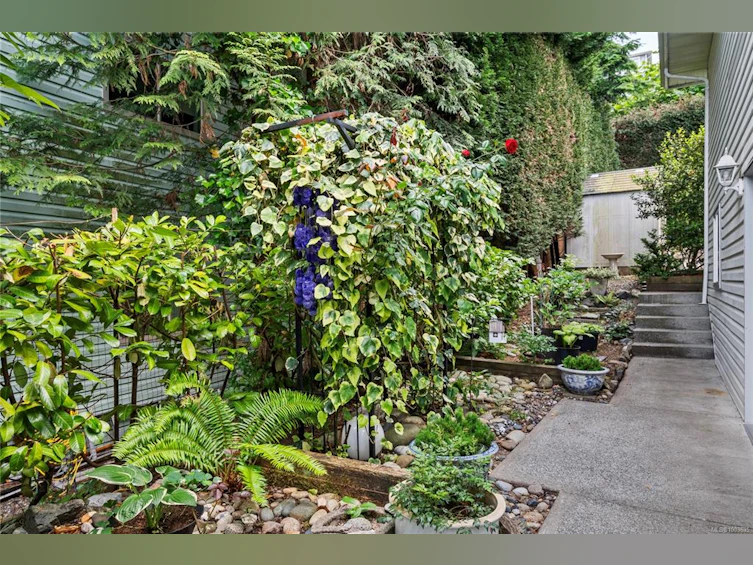 5276 Catalina Drive, Nanaimo, BC, V9V 1H1 - 58