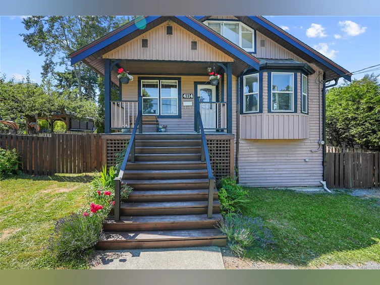 4114 Glanford Avenue, Saanich, BC, V8Z 4A6 - 2