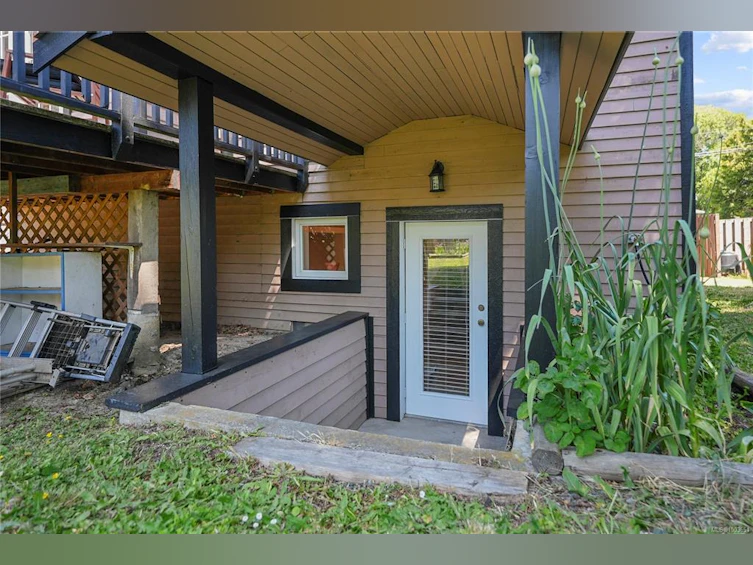 4114 Glanford Avenue, Saanich, BC, V8Z 4A6 - 35
