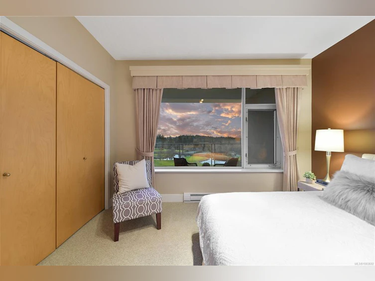 505-5332 Sayward Hill Crescent, Saanich, BC, V8Y 3H8 - 47