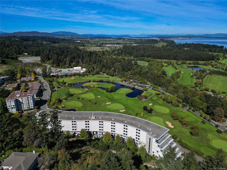505-5332 Sayward Hill Crescent, Saanich, BC, V8Y 3H8 - 72