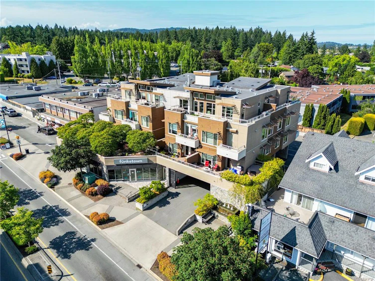 302-7161 West Saanich Road, Central Saanich, BC, V8M 1P7 - 21