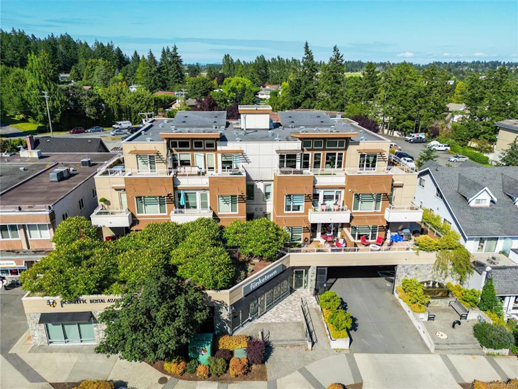 302-7161 West Saanich Road, Central Saanich, BC, V8M 1P7