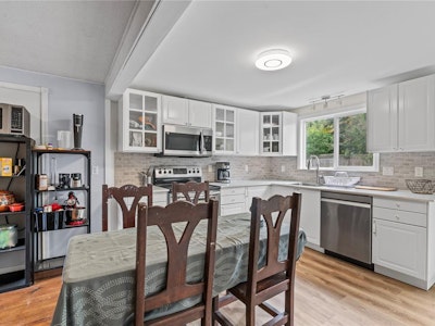 170 E Stanford Avenue - 3