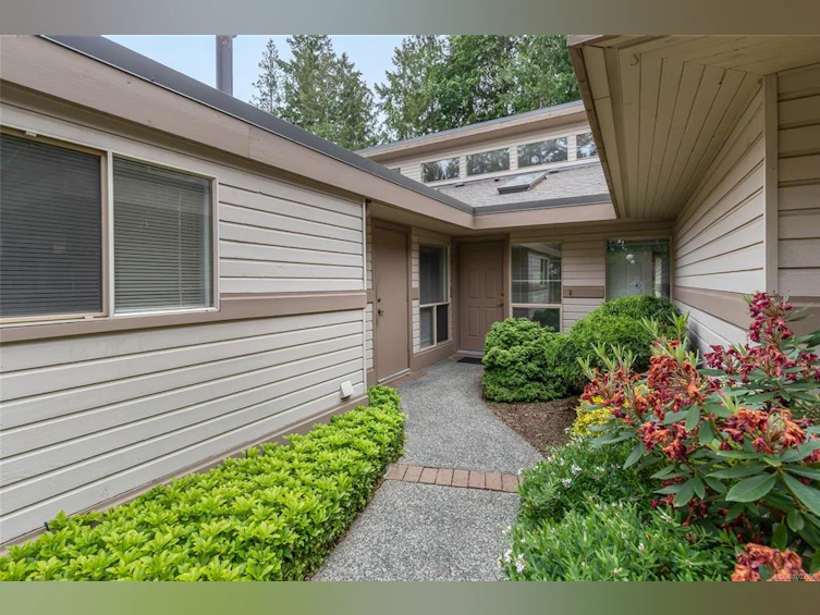 1206 Lee Road, French Creek, BC, V9P 2L2 - 2