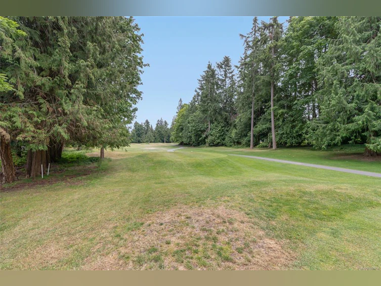 1206 Lee Road, French Creek, BC, V9P 2L2 - 44