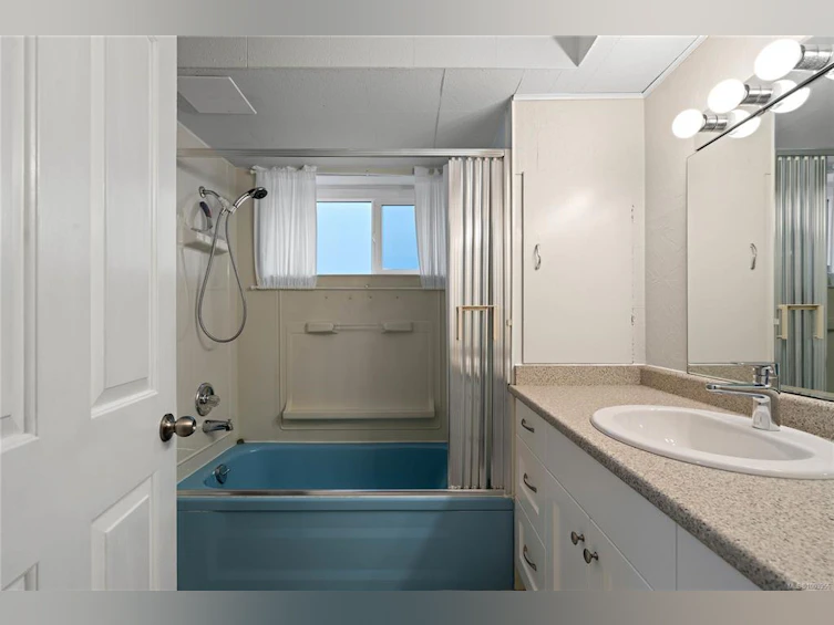 8925 Marshall Road, North Saanich, BC, V8L 1J4 - 27