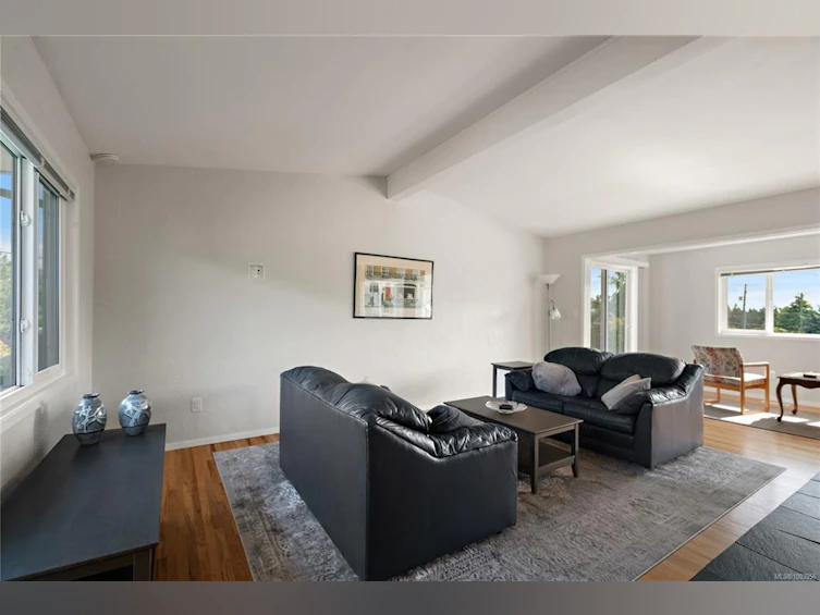 8925 Marshall Road, North Saanich, BC, V8L 1J4 - 8