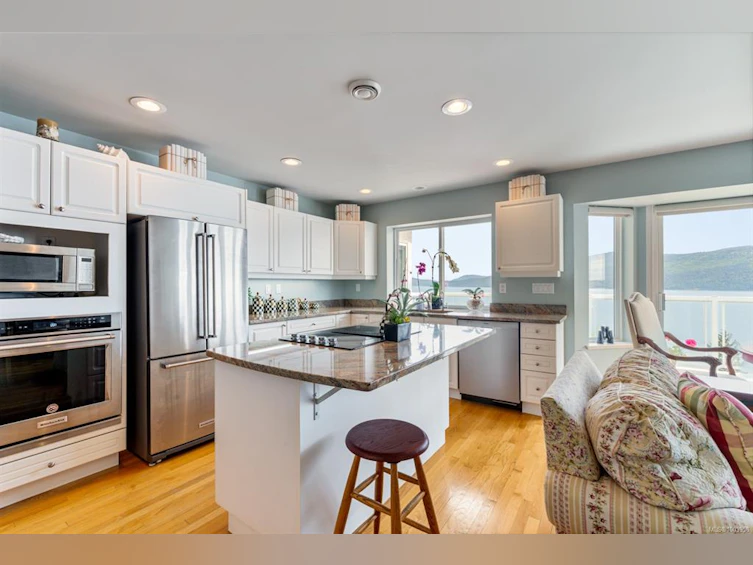 515 S Marine View, Cobble Hill, BC, V0R 1L1 - 7