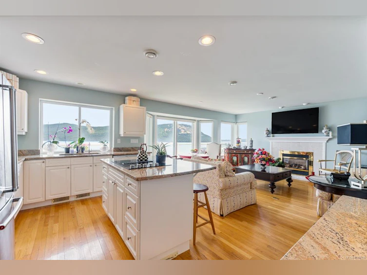 515 S Marine View, Cobble Hill, BC, V0R 1L1 - 4