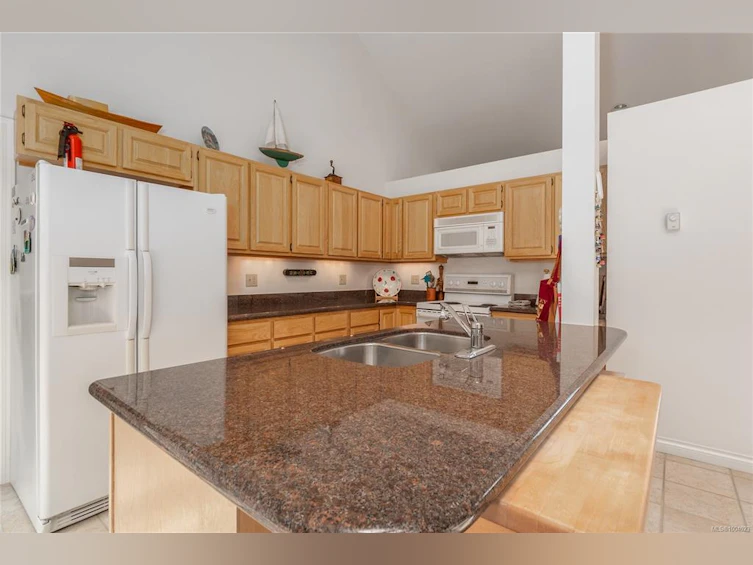 2660 Kevan Drive, Gabriola Island, BC, V0R 1X7 - 6