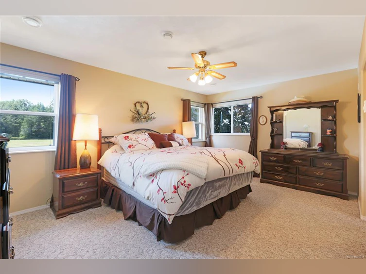 2332 Endall Road, Black Creek, BC, V9J 1G7 - 9
