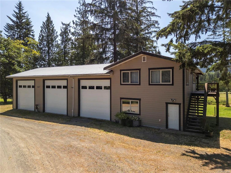 2332 Endall Road, Black Creek, BC, V9J 1G7 - 31