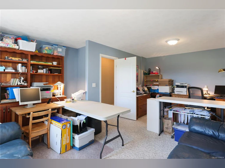 2332 Endall Road, Black Creek, BC, V9J 1G7 - 17