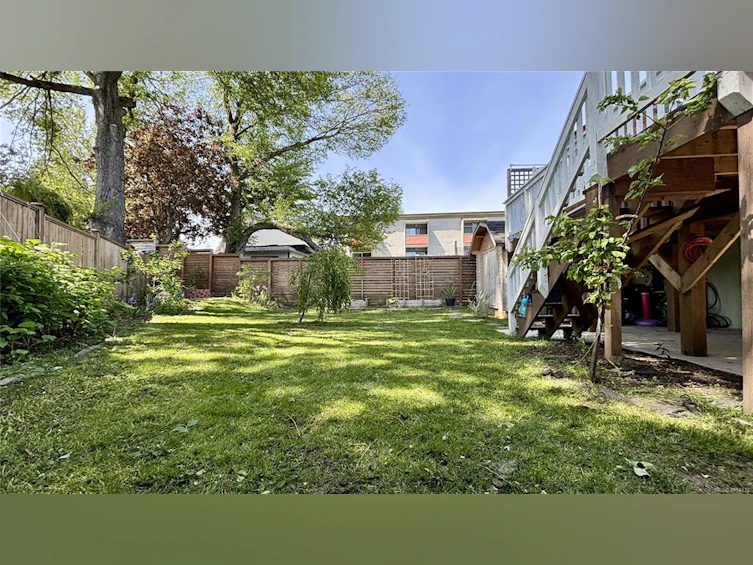 1561 North Dairy Road, Victoria, BC, V8T 3T9 - 24