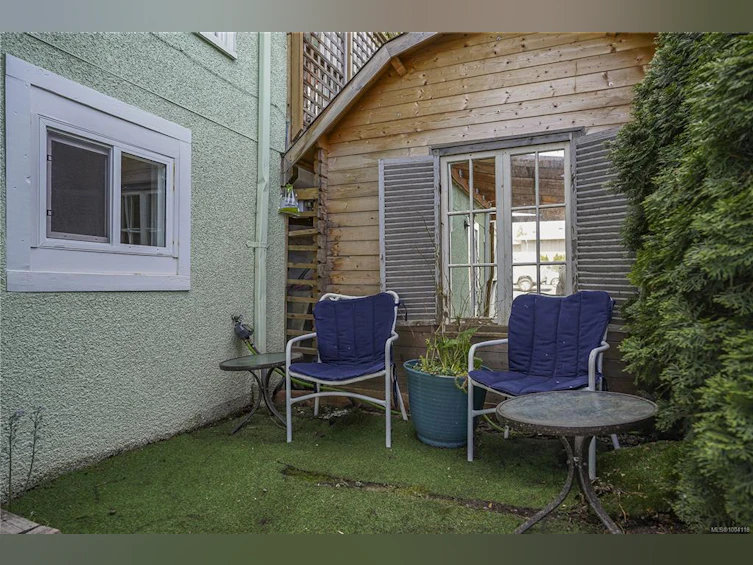 1561 North Dairy Road, Victoria, BC, V8T 3T9 - 26