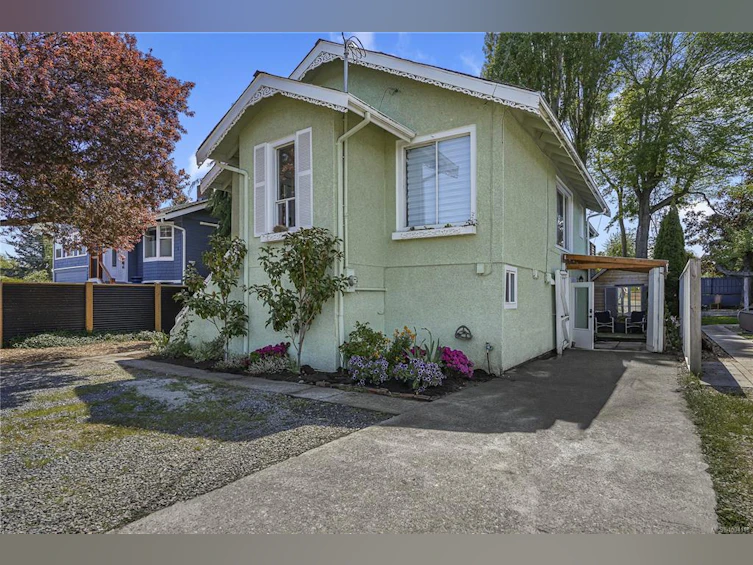 1561 North Dairy Road, Victoria, BC, V8T 3T9 - 50