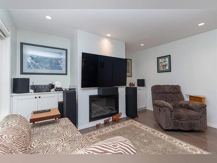8-3966 Cedar Hill Cross Road, Saanich, BC, V8P 5R4 - 13
