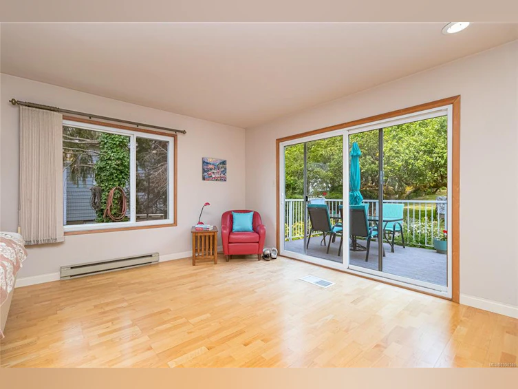 3471 Lovat Avenue, Saanich, BC, V8X 1T8 - 8