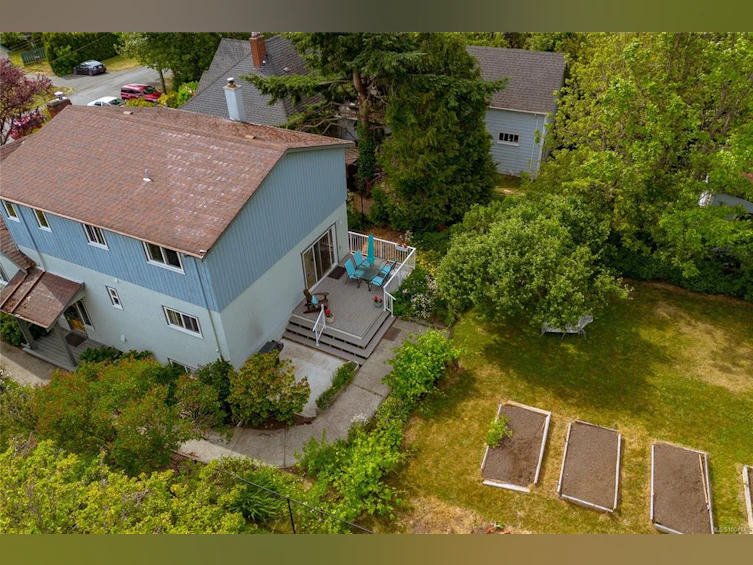 3471 Lovat Avenue, Saanich, BC, V8X 1T8 - 45