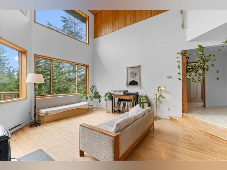 1915 Stokes Road, Gabriola Island, BC, V0R 1X7 - 8