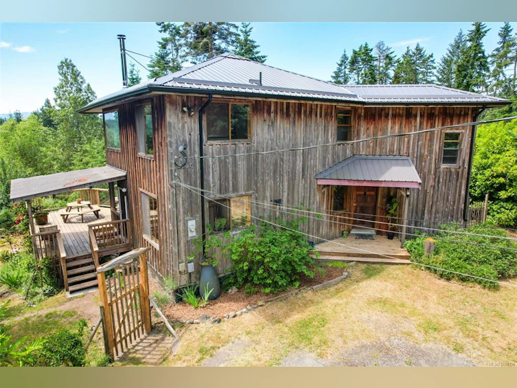 1915 Stokes Road, Gabriola Island, BC, V0R 1X7 - 4