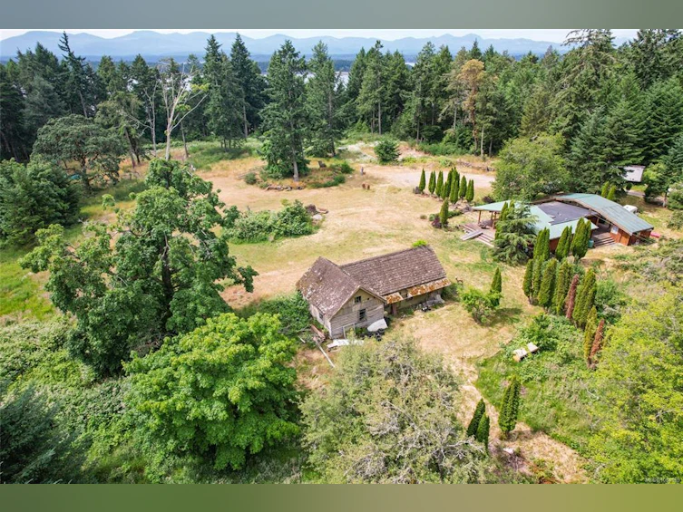 2411 South Road, Gabriola Island, BC, V0R 1X7 - 28