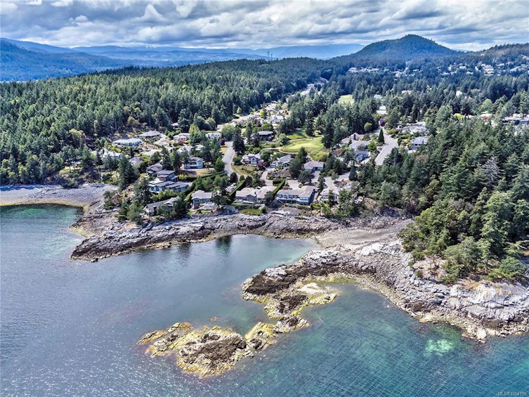 2544 Andover Road, Fairwinds, BC, V9P 9K5 - 38
