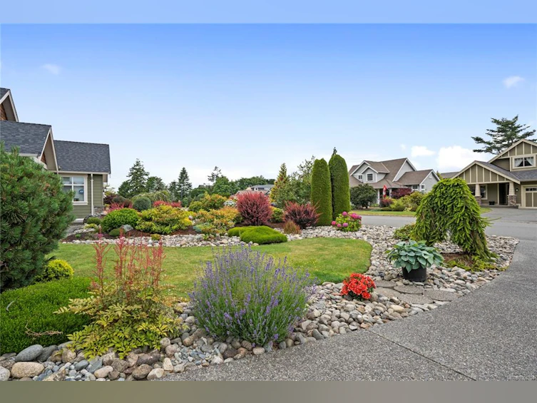619 Viking Way, French Creek, BC, V9P 2Z5 - 51
