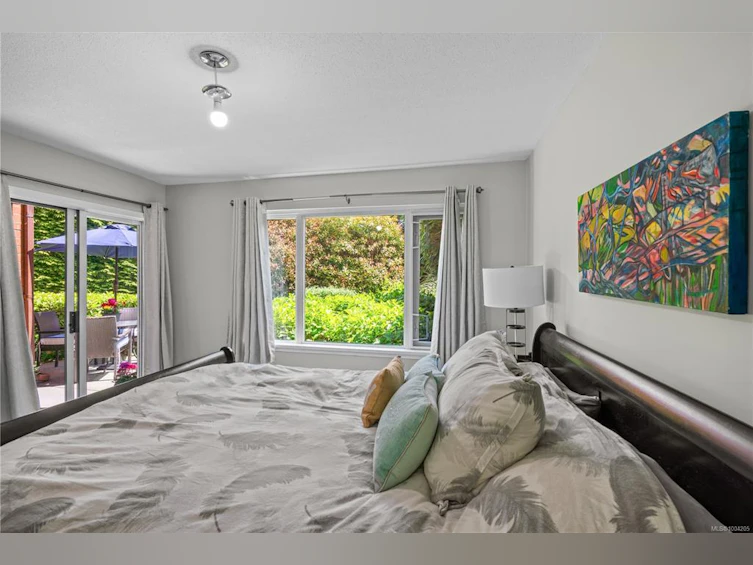 103-105 E Gorge Road, Victoria, BC, V9A 6Z3 - 25