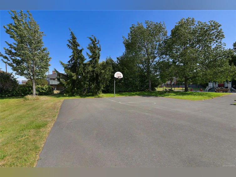 3180 Davin Street, Saanich, BC, V9A 1T9 - 43