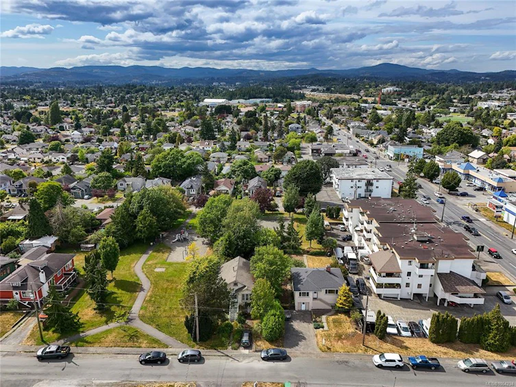 3180 Davin Street, Saanich, BC, V9A 1T9 - 49