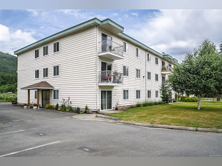 107-611 Macmillan Drive, Kelsey Bay/Sayward, BC, V0P 1R0 - 2