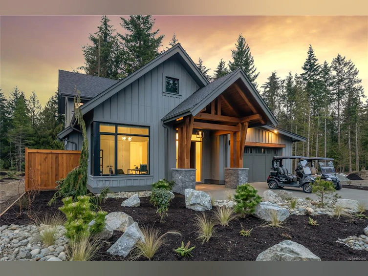 530 Hole In One Drive, Qualicum Beach, BC, V9P 1M5 - 3