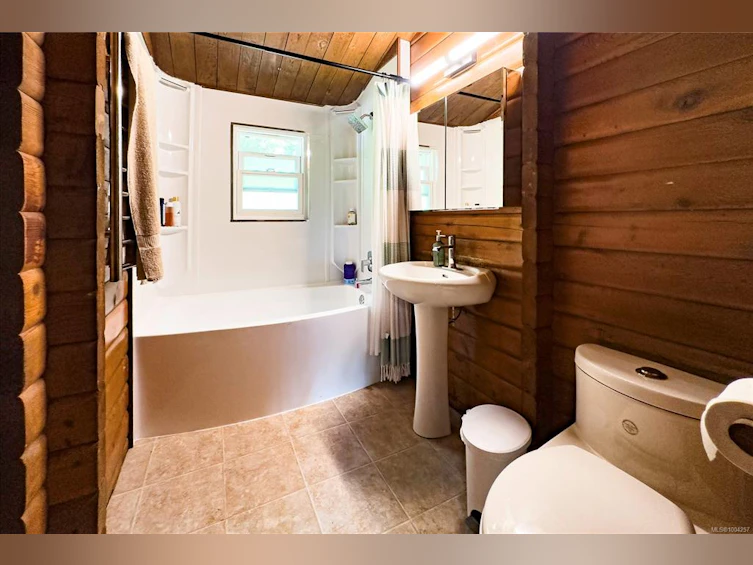 622 Keno Crescent, Zeballos, BC, V0P 2A0 - 5