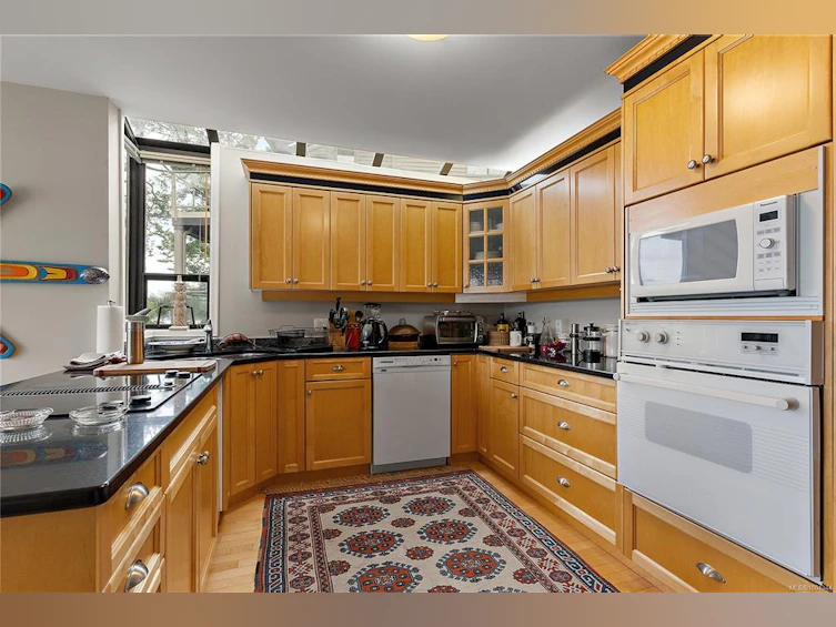 16-2353 Harbour Road, Sidney, BC, V8L 3X8 - 4