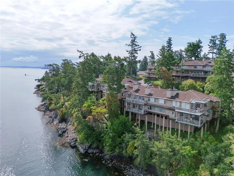 16-2353 Harbour Road, Sidney, BC, V8L 3X8