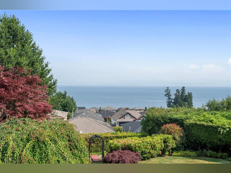 6600 Groveland Drive, Nanaimo, BC, V9V 1P7 - 30