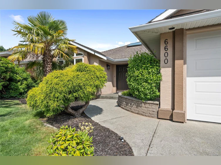 6600 Groveland Drive, Nanaimo, BC, V9V 1P7 - 74