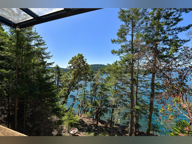 330 East West Road, Mayne Island, BC, V0N 2J2 - 39
