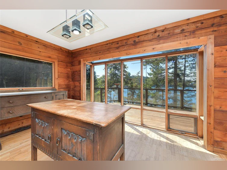 330 East West Road, Mayne Island, BC, V0N 2J2 - 13